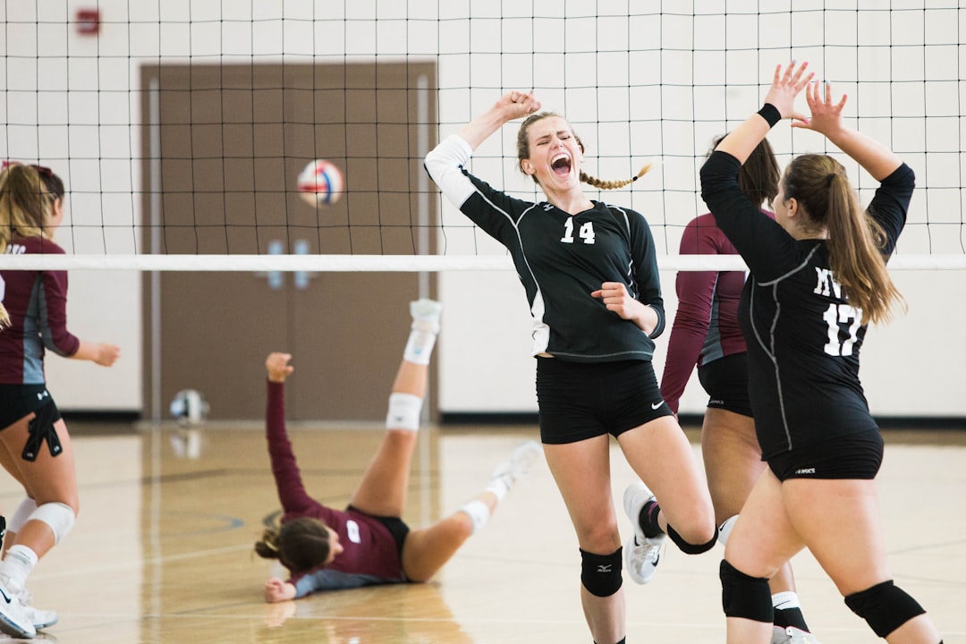 You are currently viewing Understanding the 6-2 Rotation in Volleyball: Essential Tips and Techniques